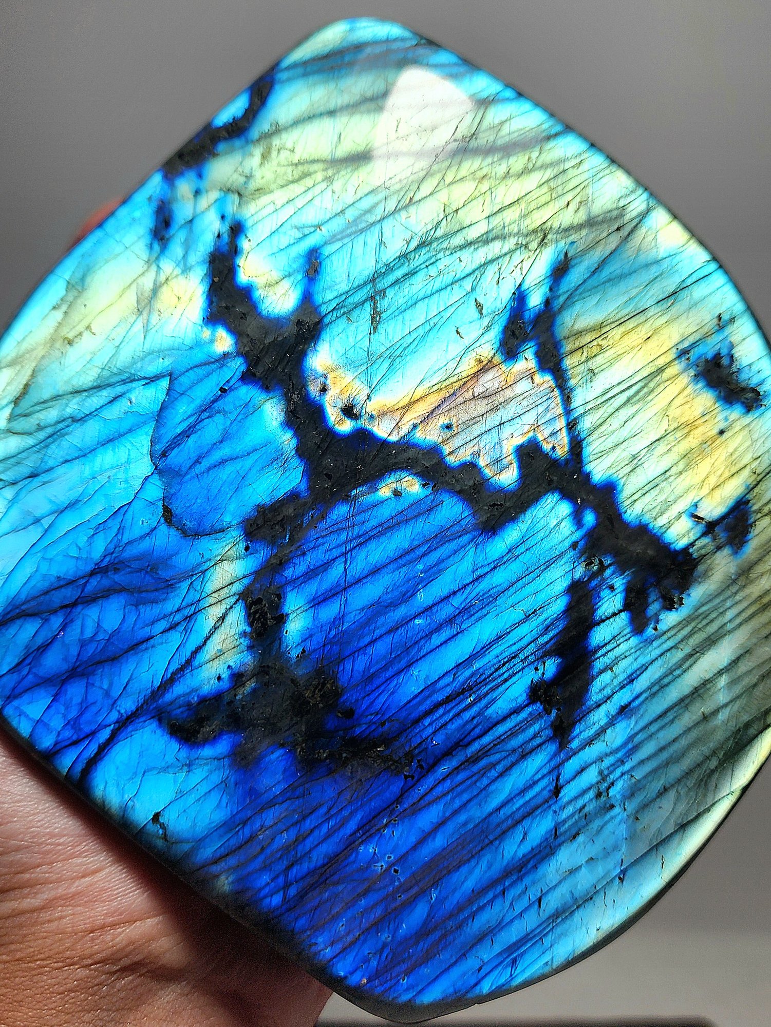 หิน Labradorite Freeform ✨