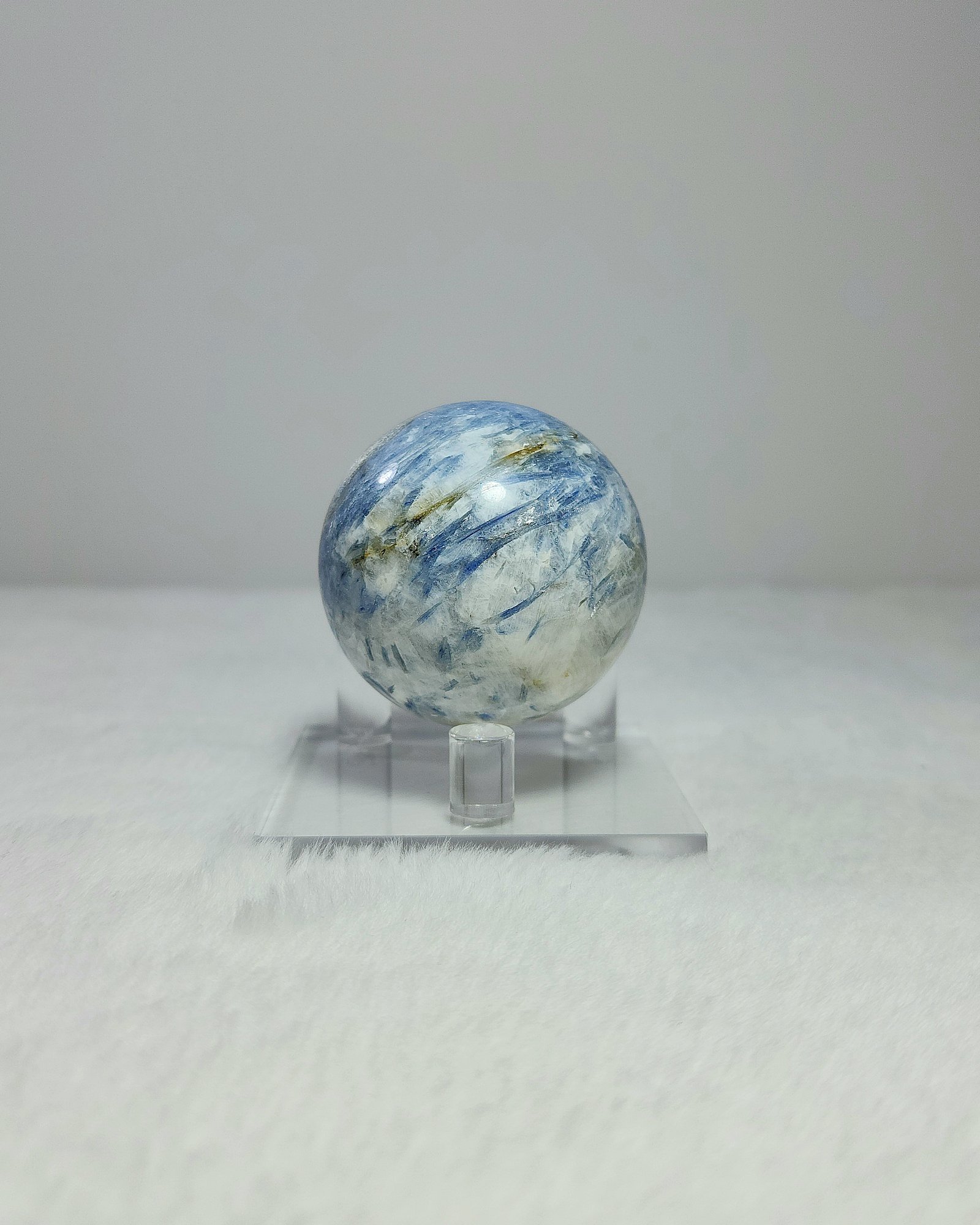 หิน Kyanite Sphere