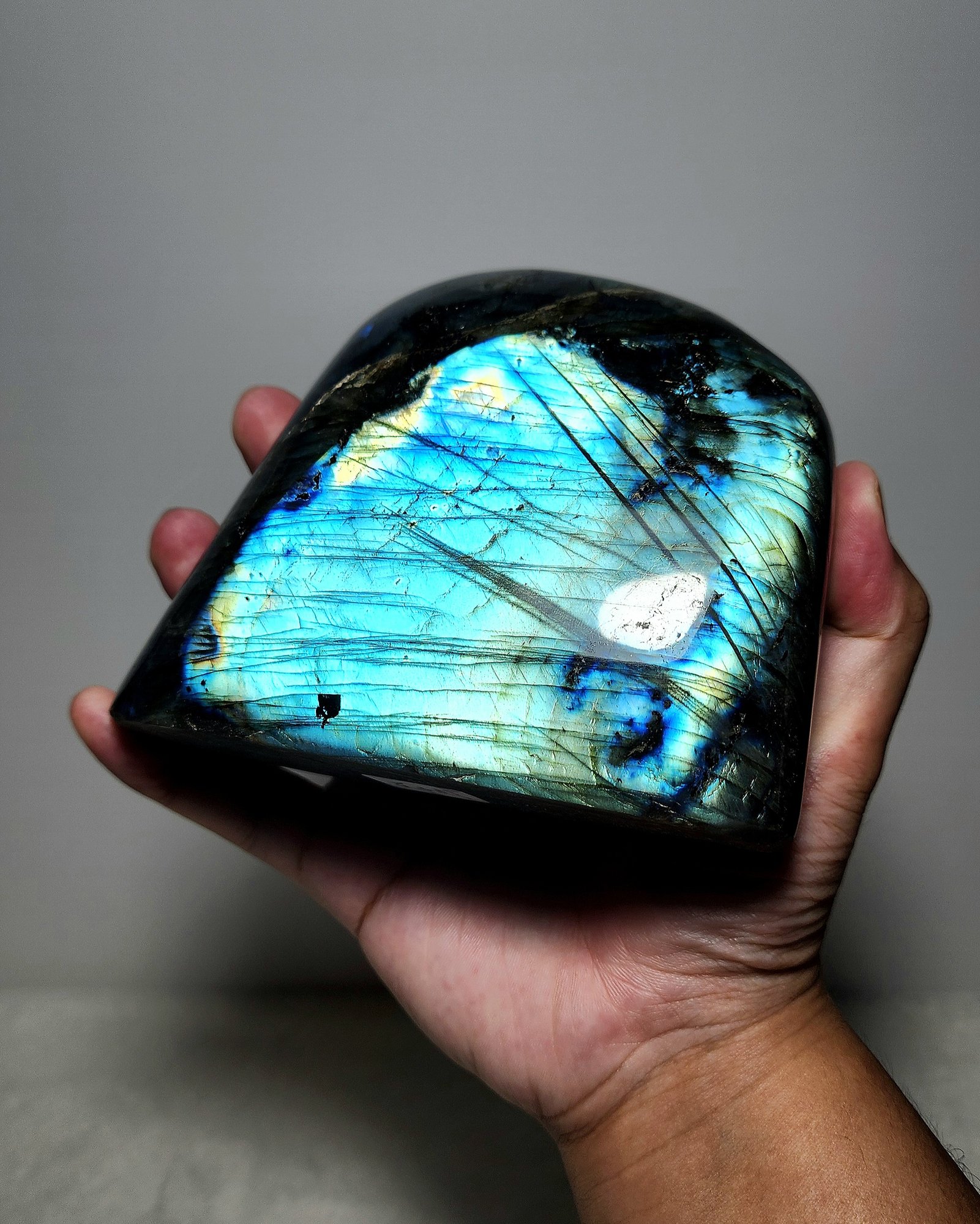 หิน Labradorite Freeform