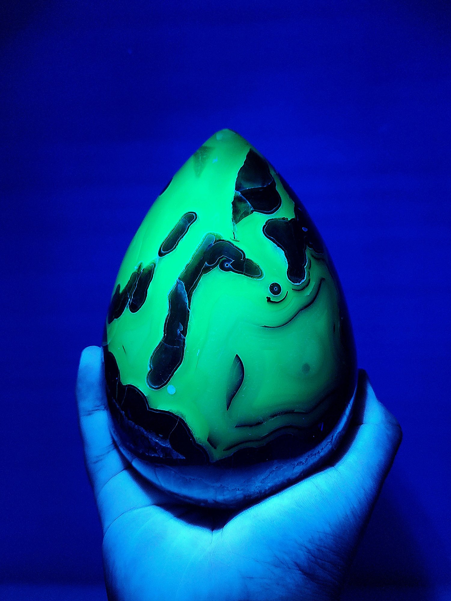 หิน 🜂 Volcano Agate — Ancient Earth Egg