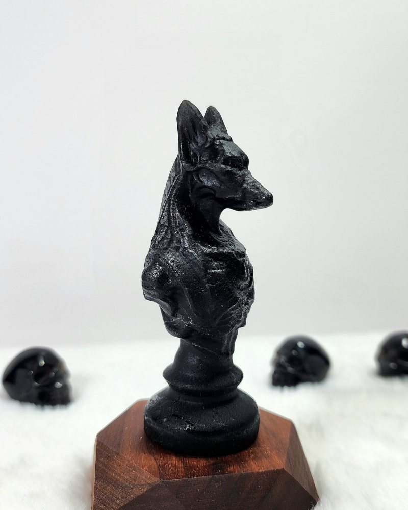 อนูบิส ออบซิเดียน (Anubis Obsidian)