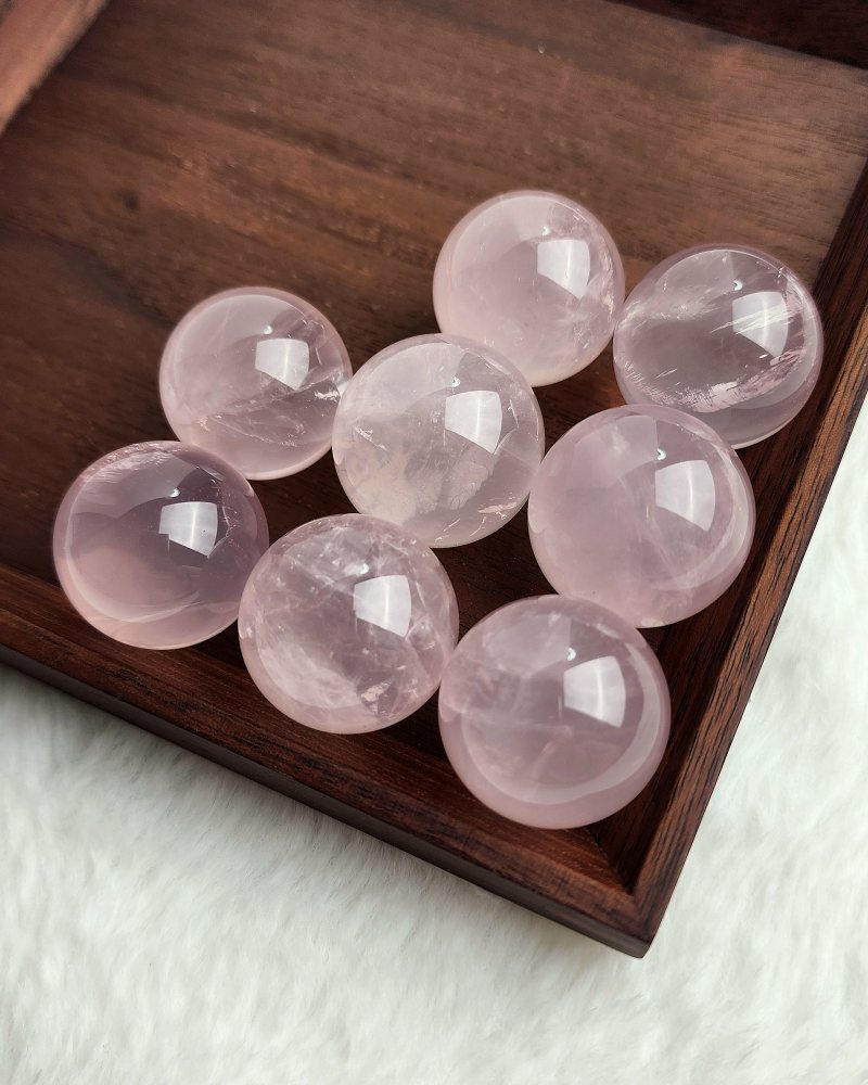 โรสควอตซ์ (Rose Quartz)